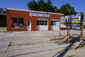 305-w-st-louis-ave-7