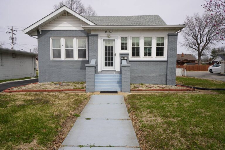 2137 Pontoon Road, Granite City