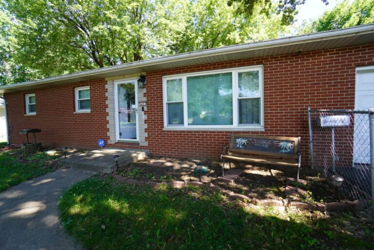 2451 Hemlock Ave., Granite City, IL