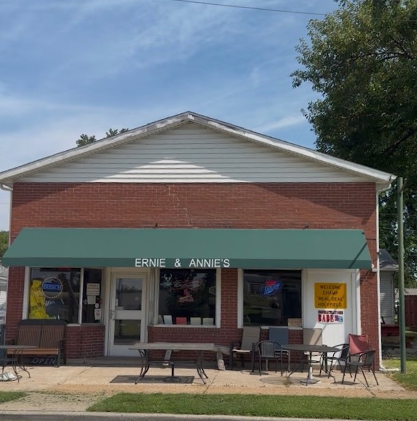 Ernie & Annie’s Place